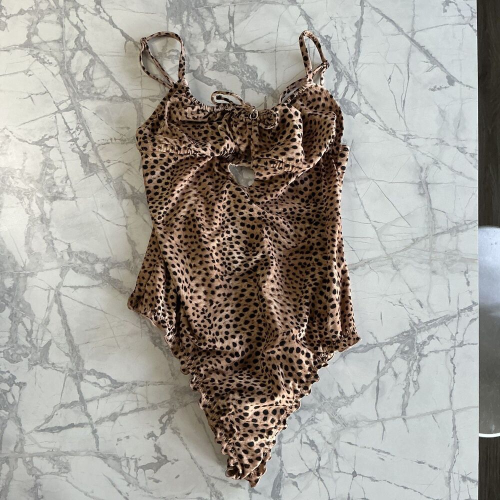 Shade & Shore One Piece Swimsuit Size M Cheetah Leopard Print Lettuce Edge